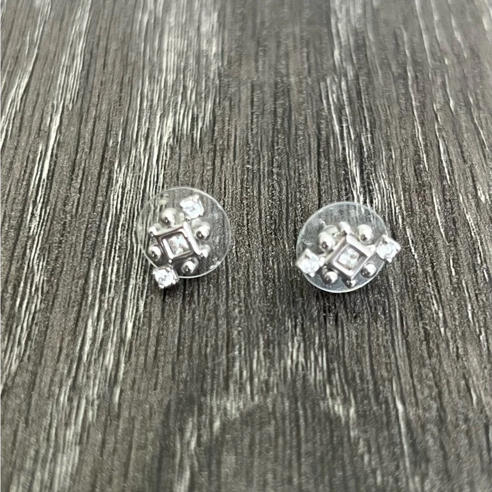 Kendra Scott Tilda Stud Silver Earrings - Picture 4 of 5